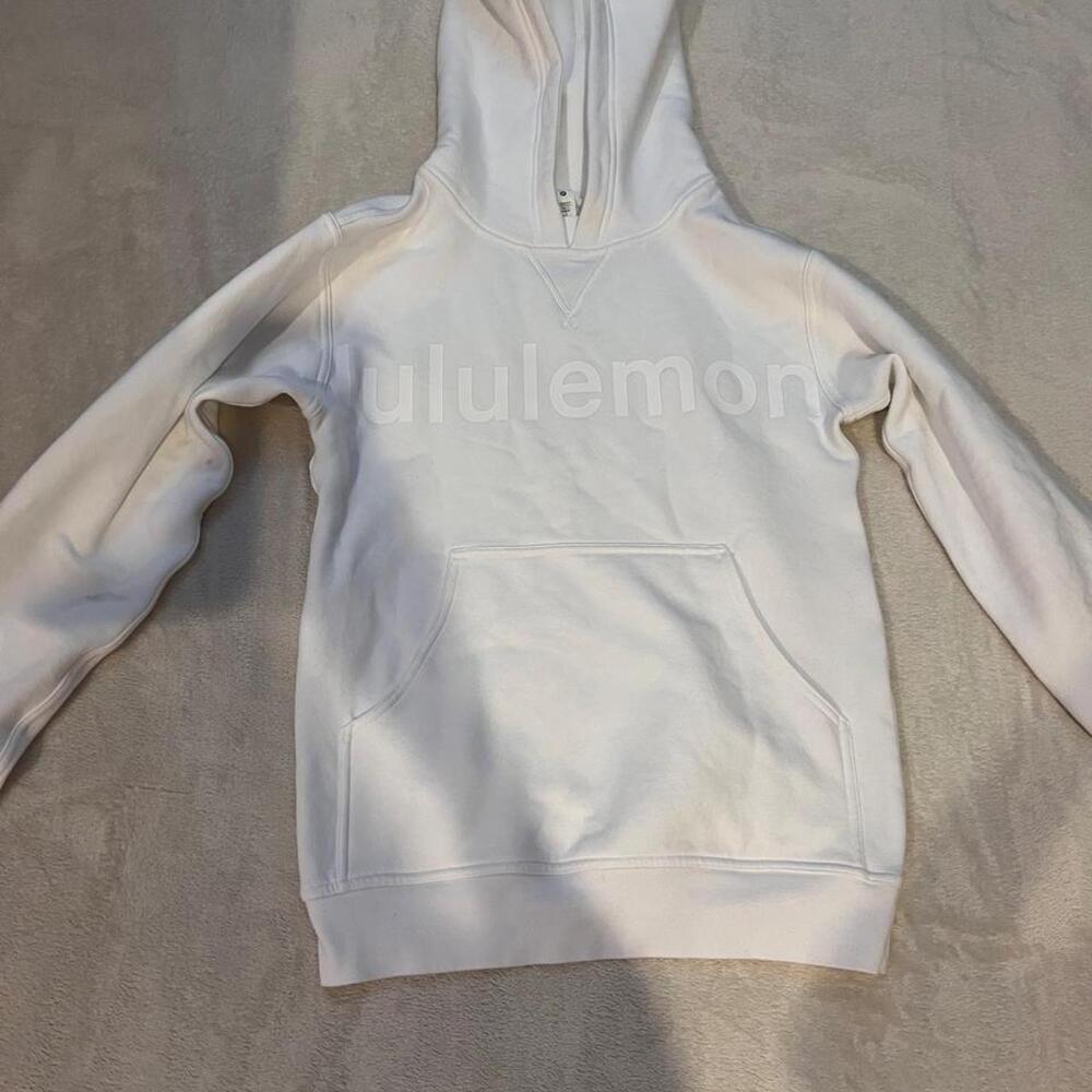 White Lululemon sweatshirt